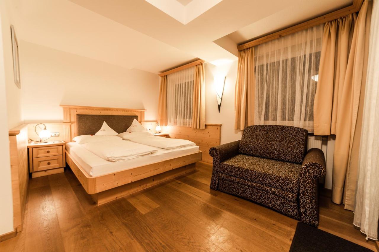 Garni Villa Erna Selva di Val Gardena Exterior foto