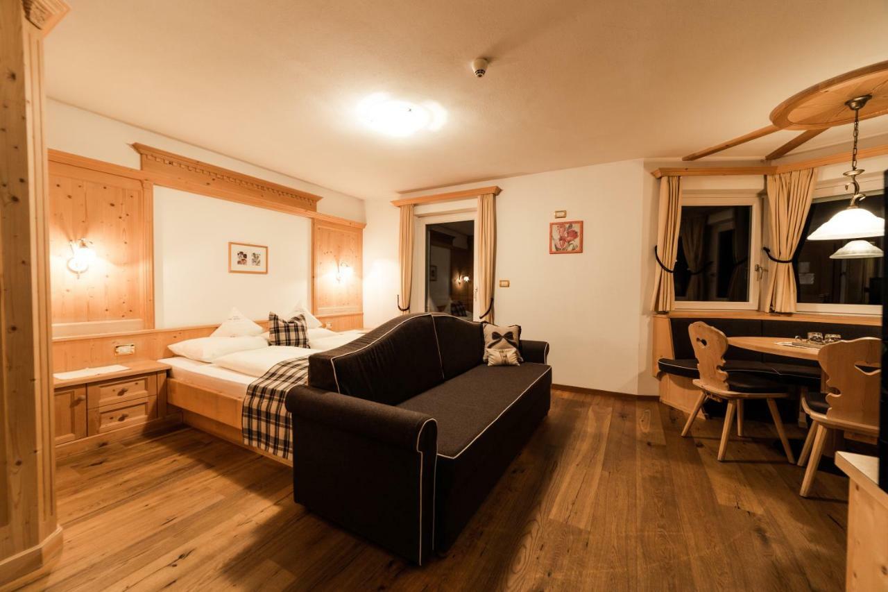 Garni Villa Erna Selva di Val Gardena Exterior foto