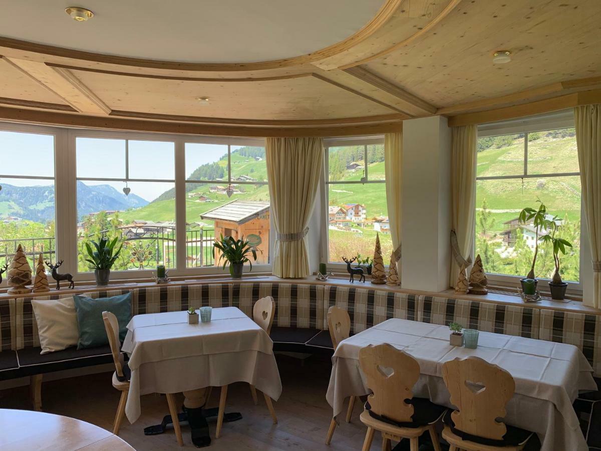 Garni Villa Erna Selva di Val Gardena Exterior foto